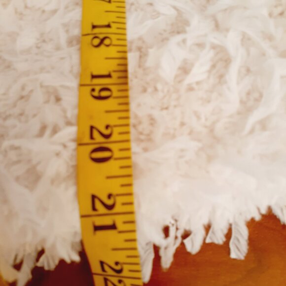 Very J New In Shaggy Sweater NWT - Picture 14 of 14